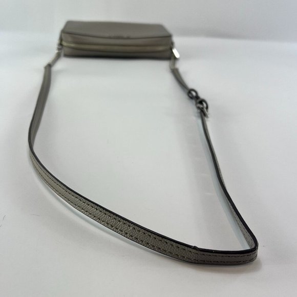 Michael Kors Jet Set Travel Crossbody Purse - Picture 11 of 15